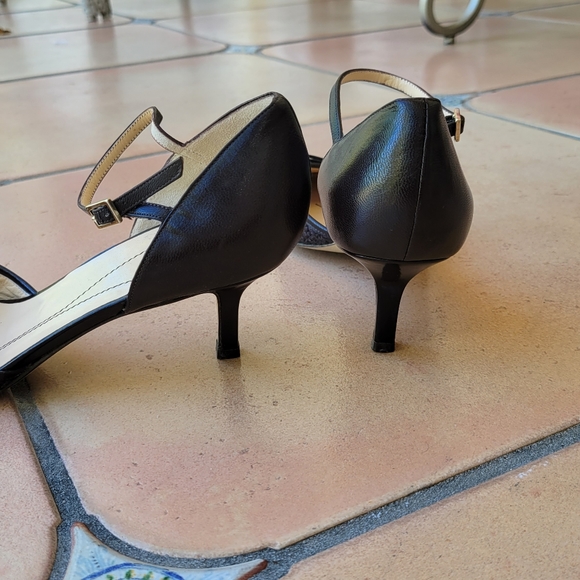 Vintage Kate Spade Tiny Leather Bow Point Toe Kitten Heels Black Size 7 - Picture 7 of 9